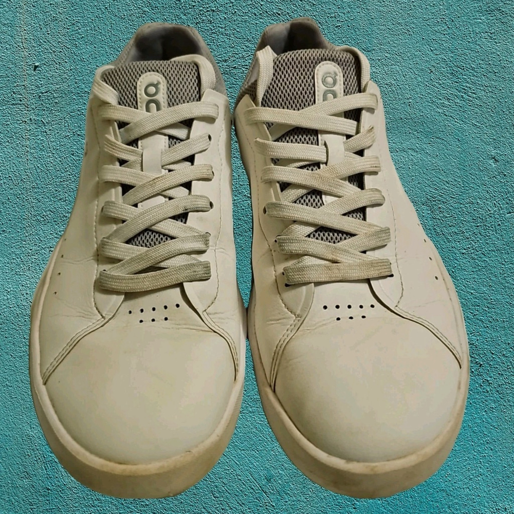 On Cloud The Roger Federer Women’s US Size 10 Sneakers Shoe White/Gray/Navy Blue